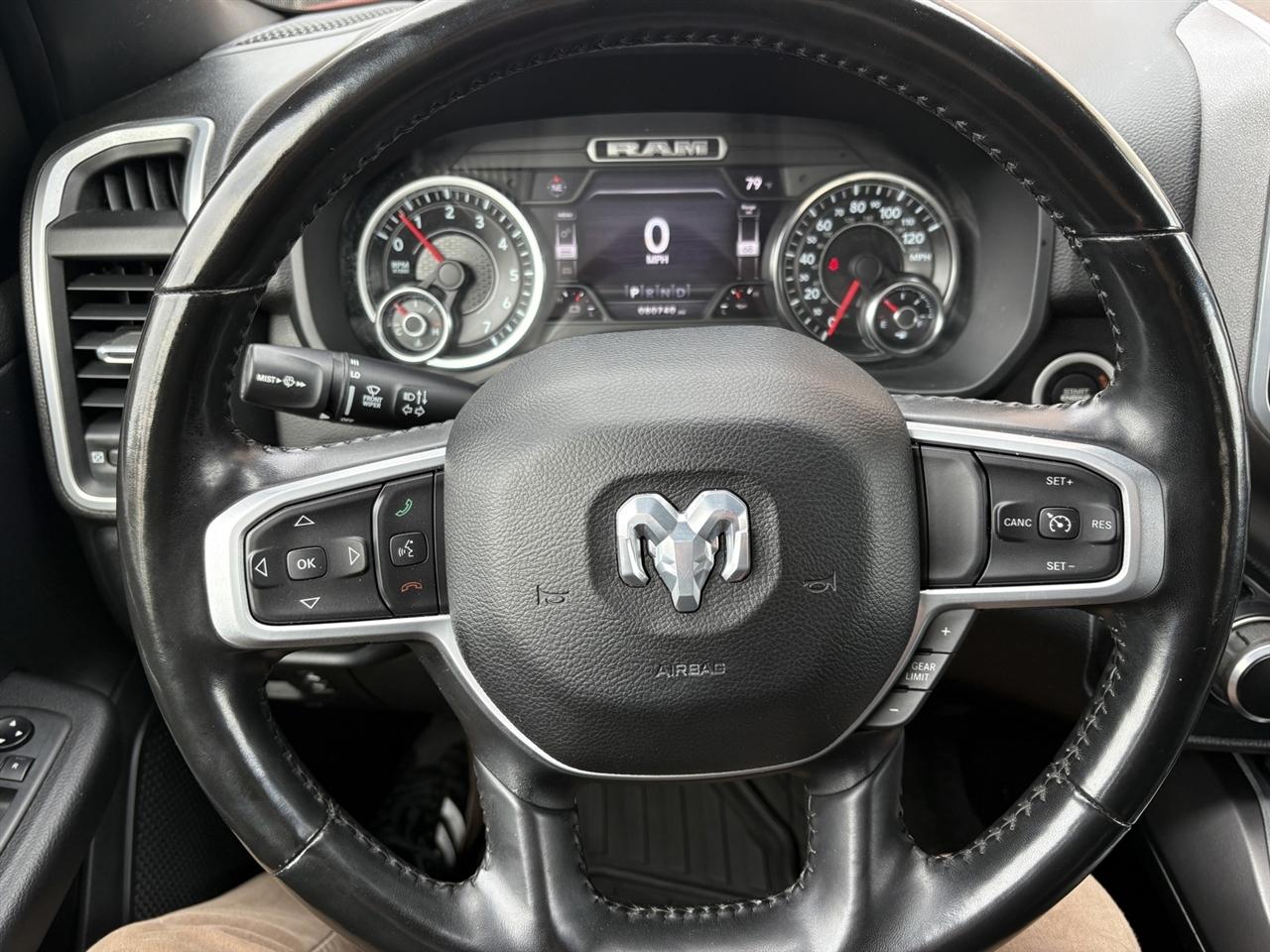 RAM 1500 Big Horn Quad Cab 2WD 2021