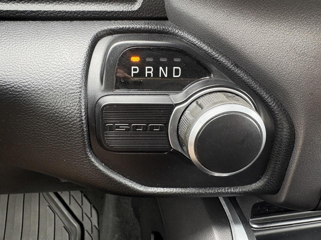 RAM 1500 Big Horn Quad Cab 2WD 2021