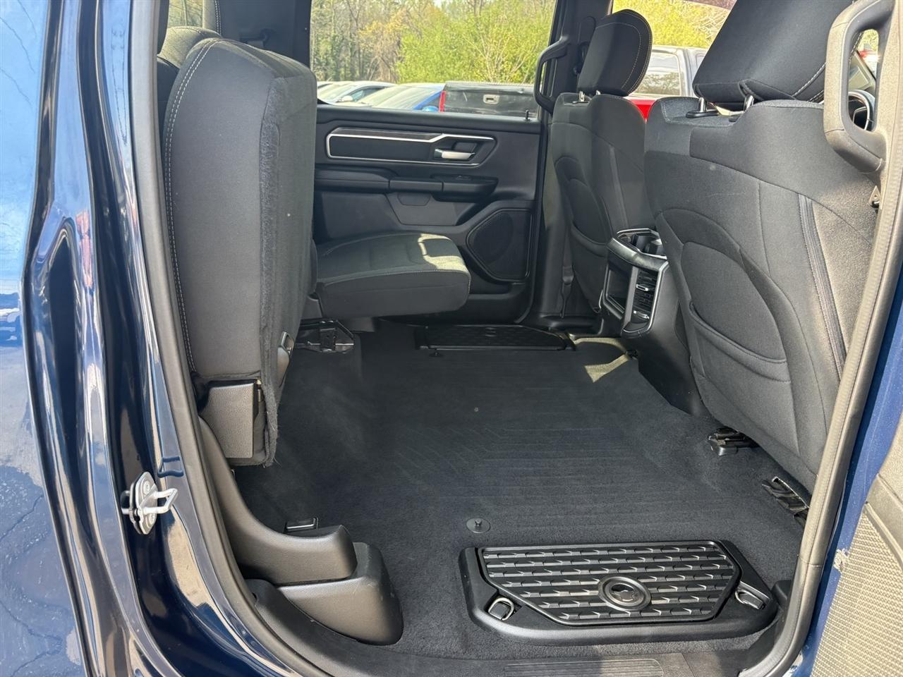 RAM 1500 Big Horn Crew Cab SWB 4WD 2019