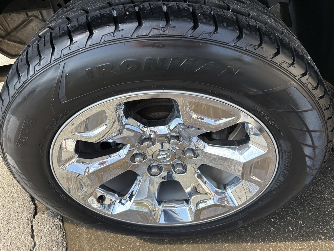 RAM 1500 Big Horn Crew Cab SWB 4WD 2019