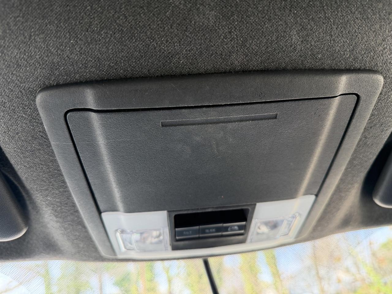 Ford F-350 SD Lariat Crew Cab LWB 4WD 2016