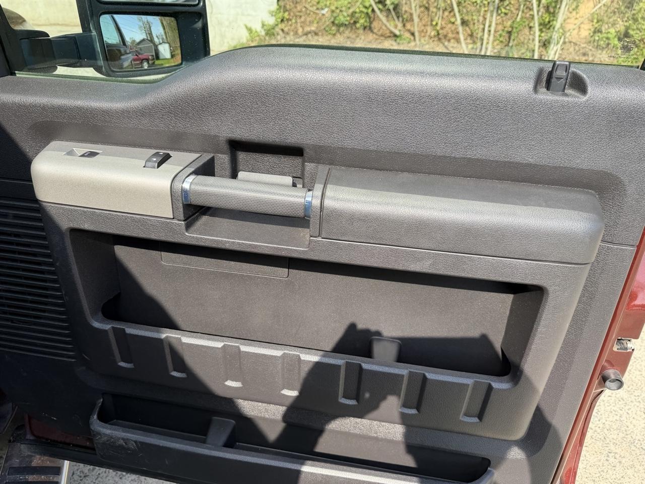 Ford F-350 SD Lariat Crew Cab LWB 4WD 2016