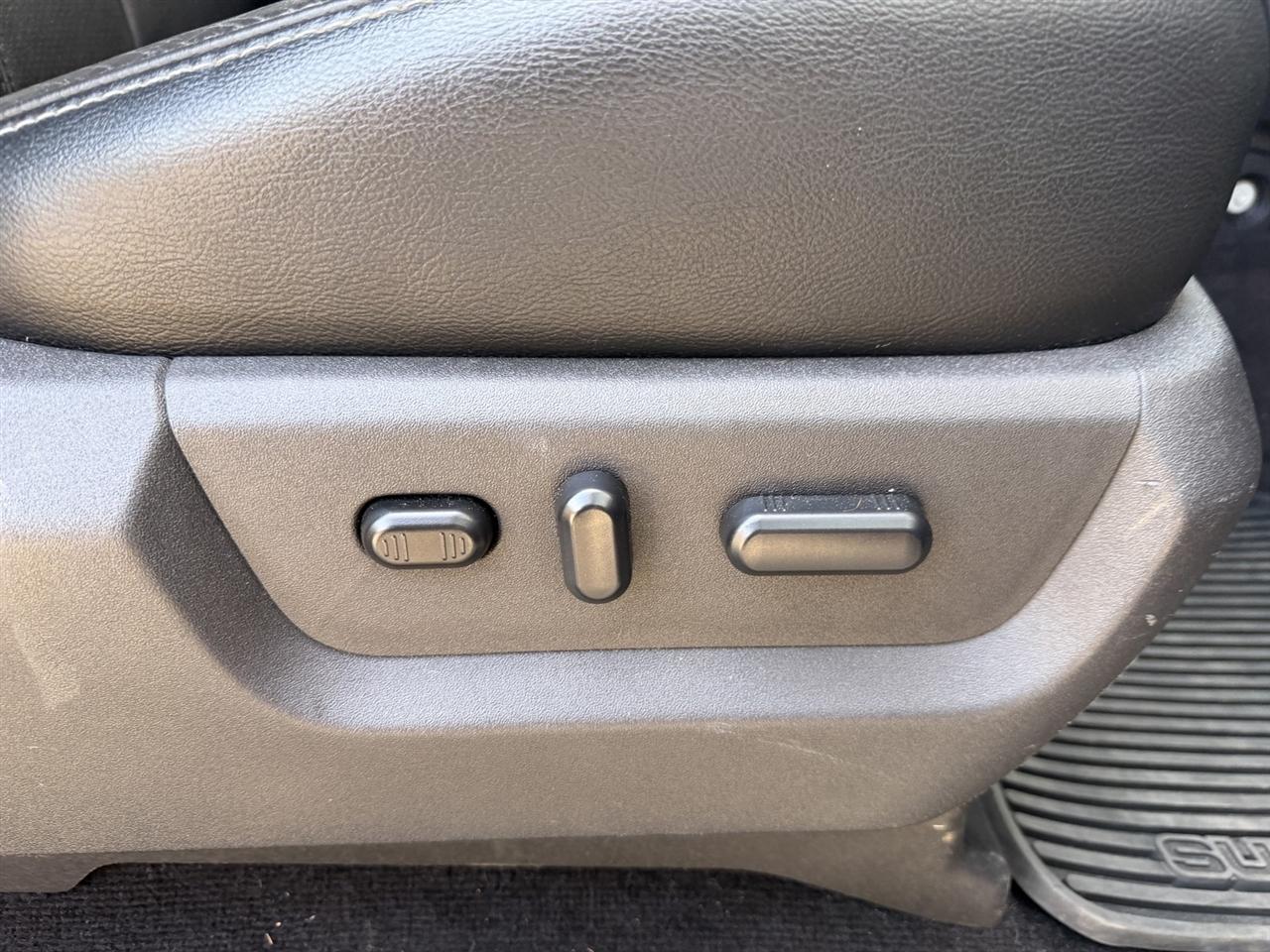 Ford F-350 SD Lariat Crew Cab LWB 4WD 2016