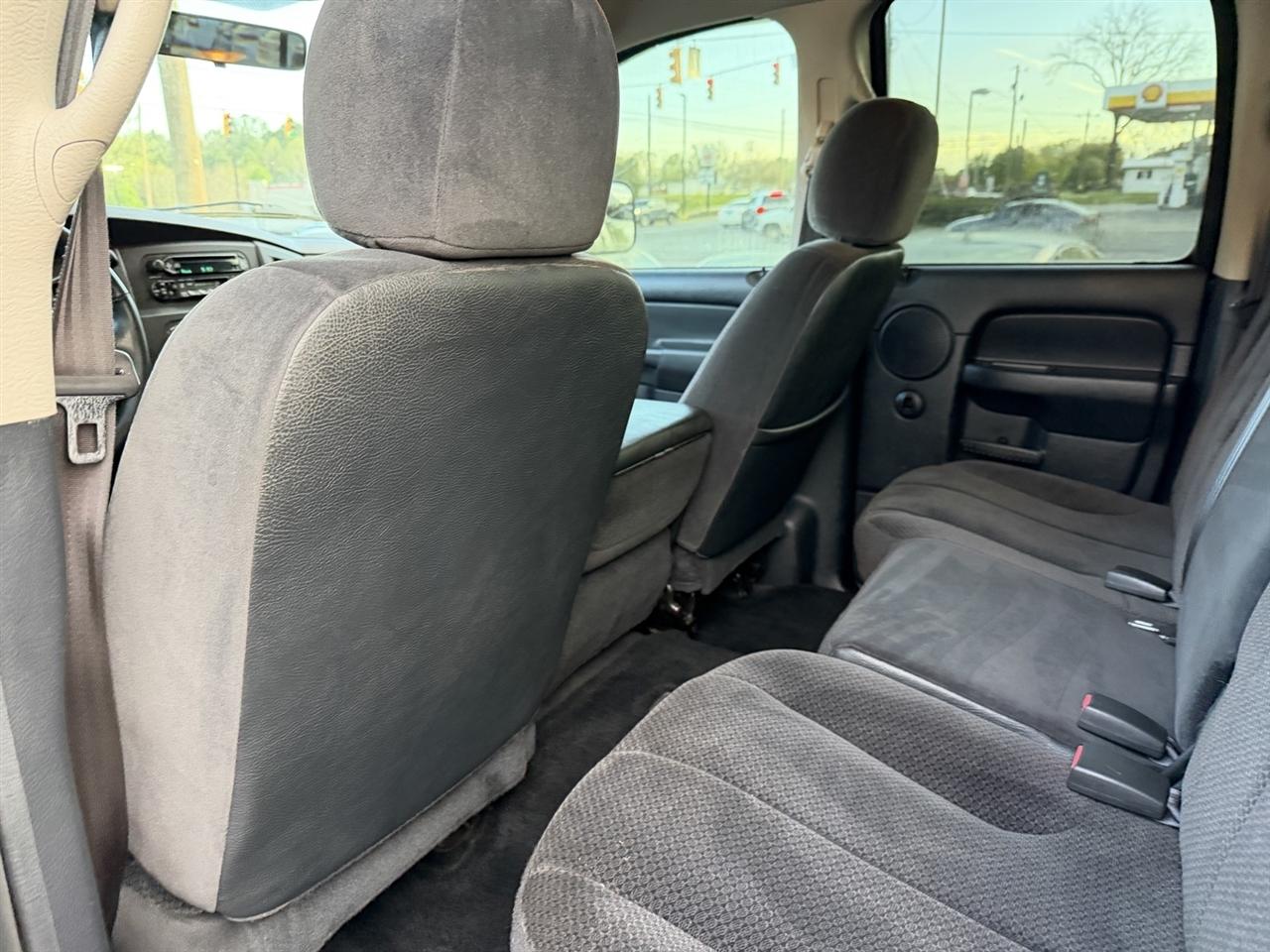 Dodge Ram 2500 SLT Quad Cab 4WD 2003