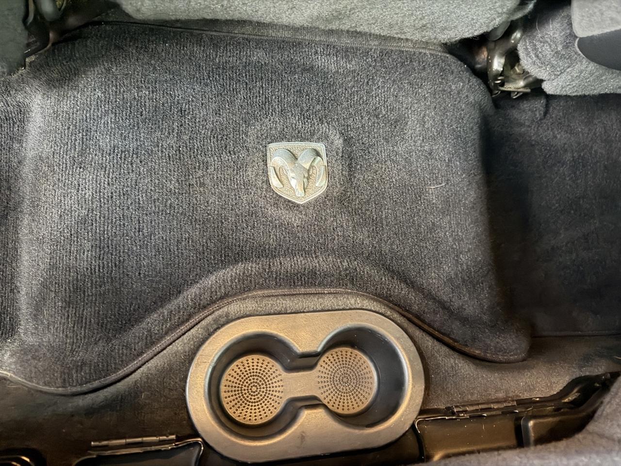 Dodge Ram 2500 SLT Quad Cab 4WD 2003