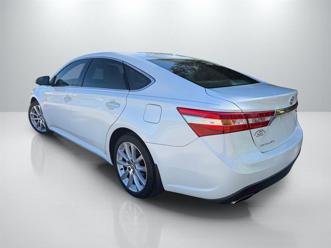 Toyota Avalon XLE 2013