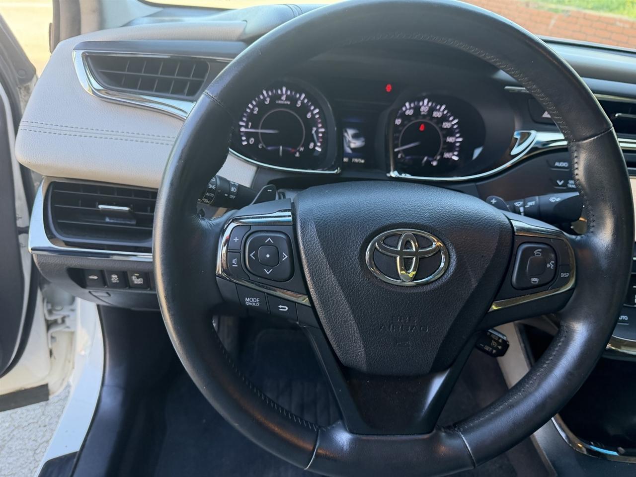 Toyota Avalon XLE 2013