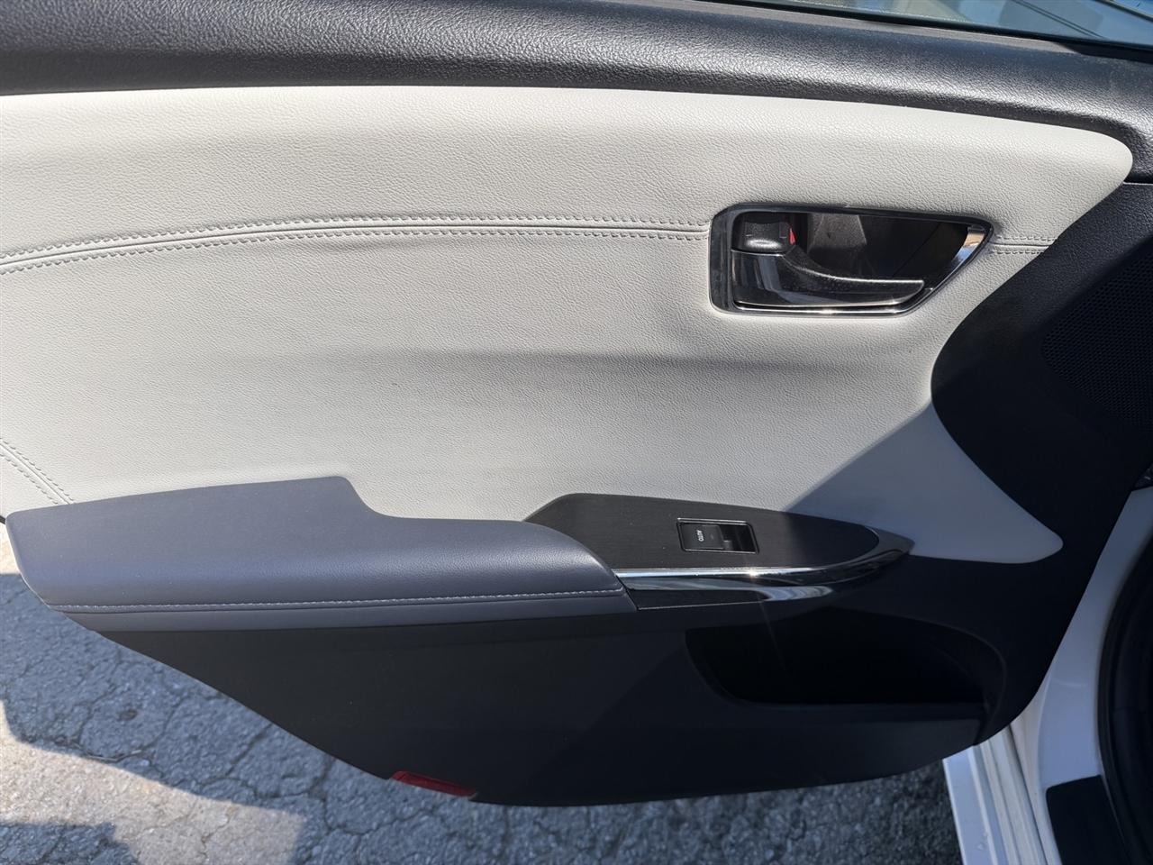 Toyota Avalon XLE 2013