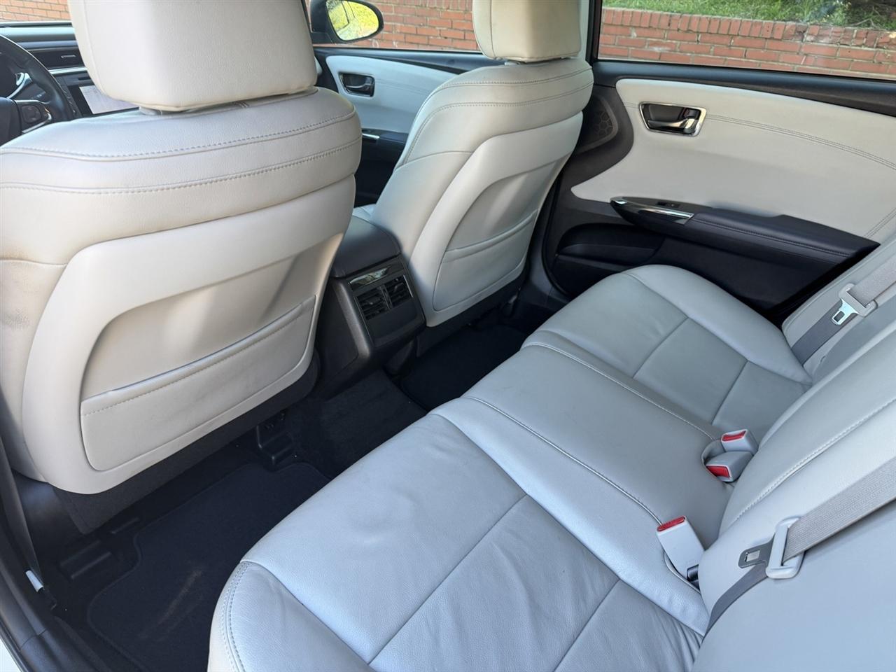 Toyota Avalon XLE 2013