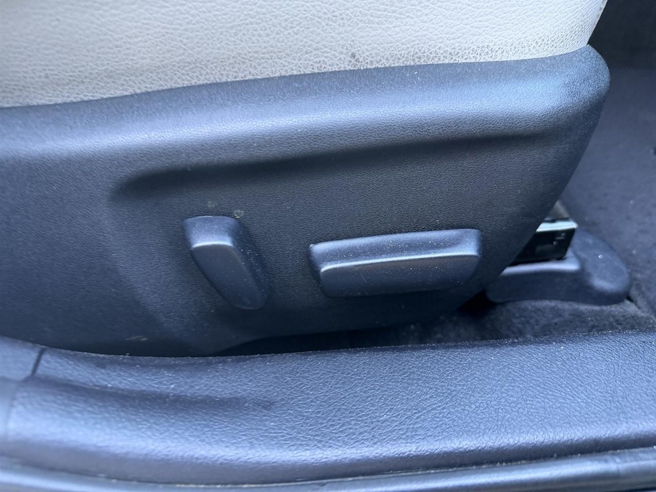 Toyota Avalon XLE 2013