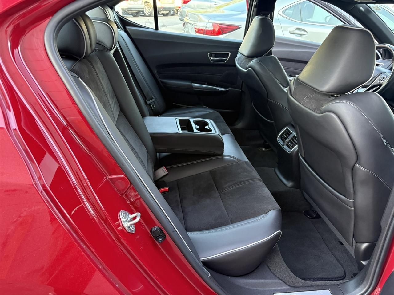 2018 Acura TLX Technology & A-SPEC Packages - Photo 32