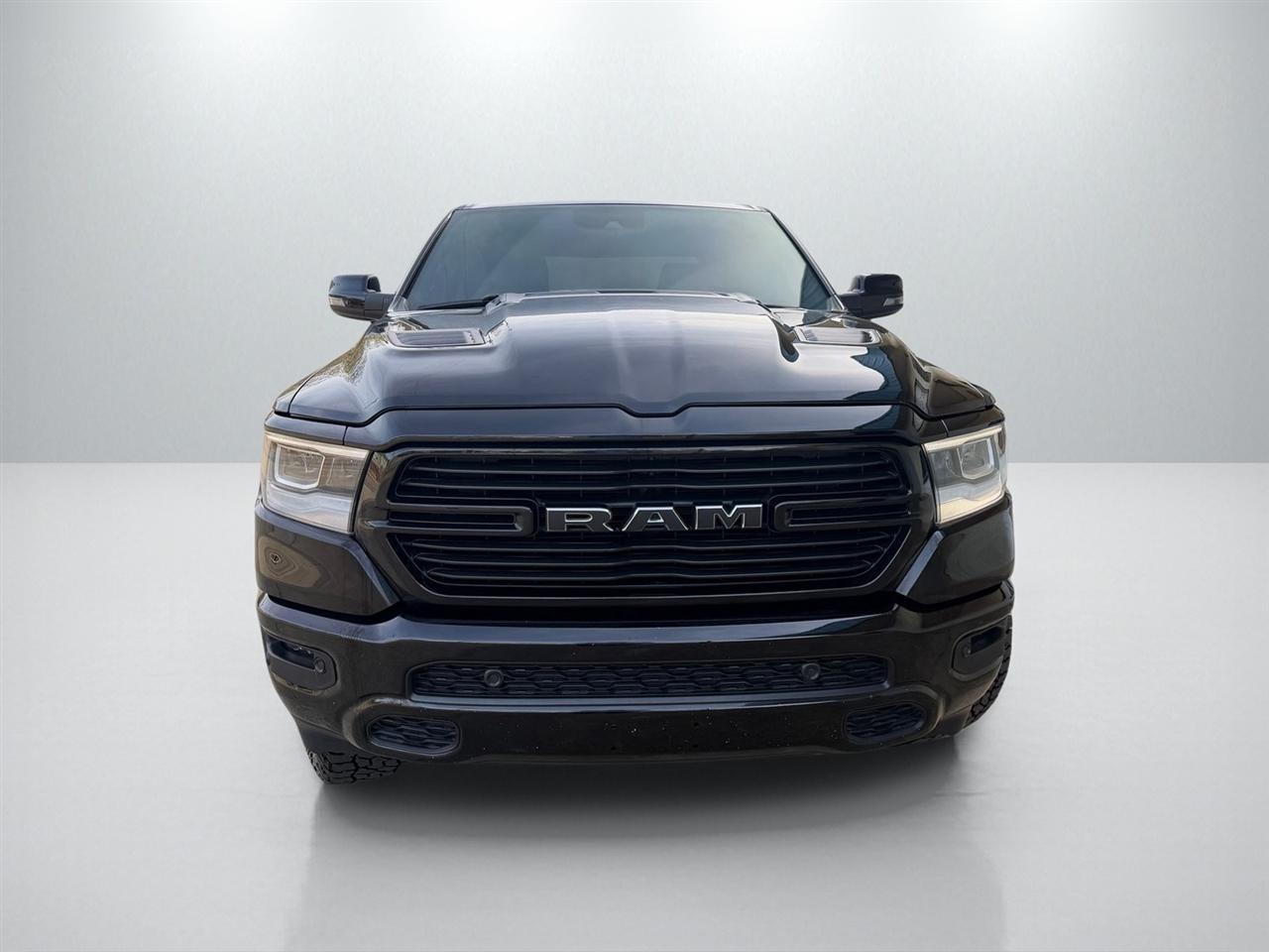 RAM 1500 Laramie Crew Cab SWB 4WD 2024