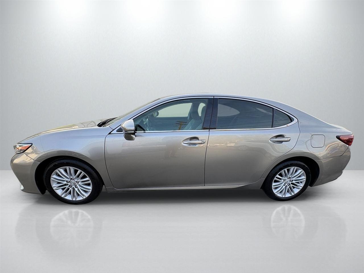 Lexus ES 350 Sedan 2017