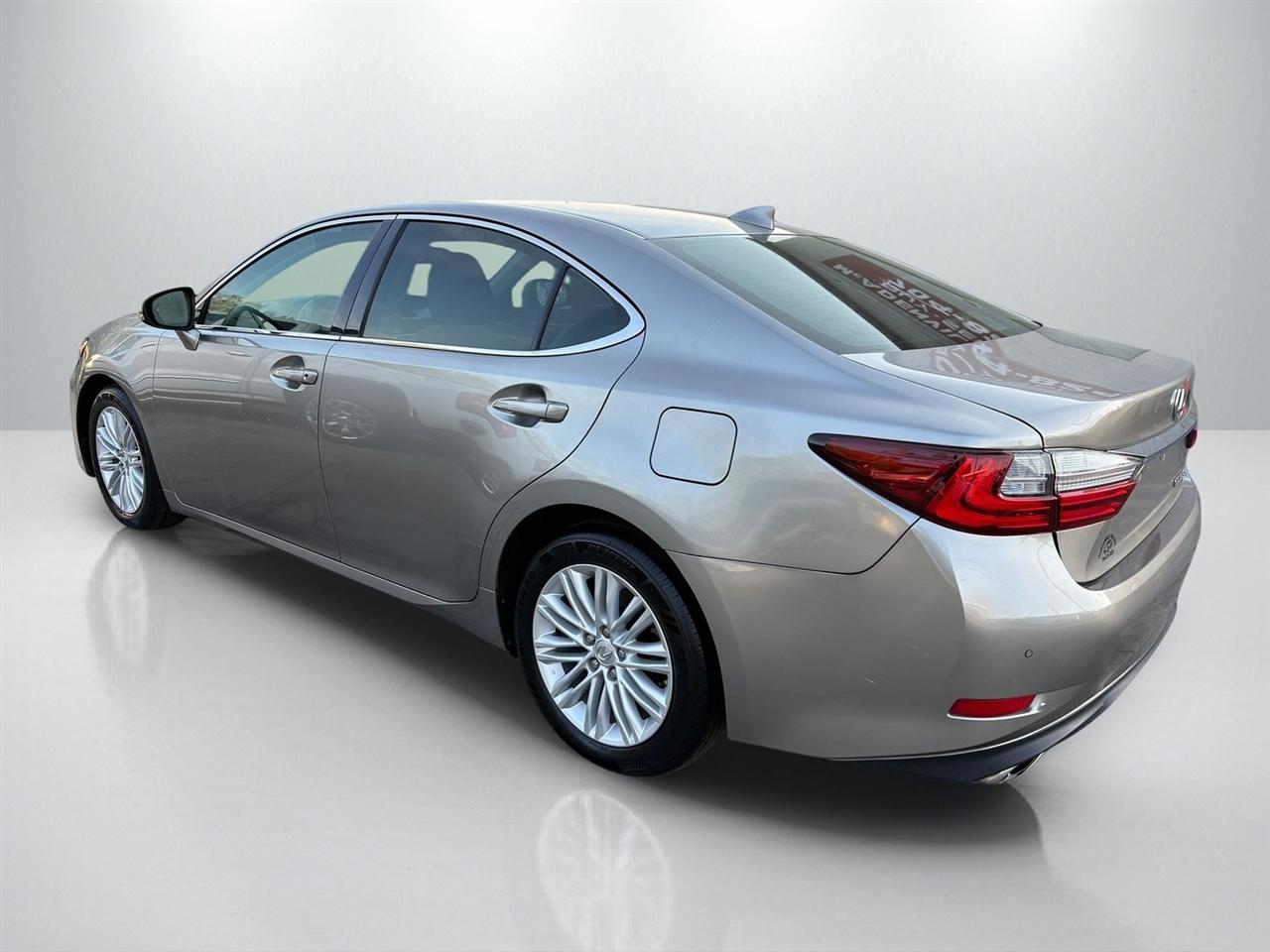 Lexus ES 350 Sedan 2017