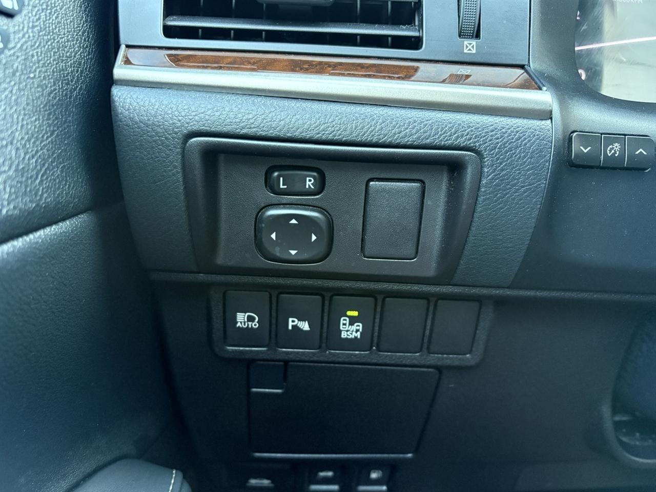 Lexus ES 350 Sedan 2017