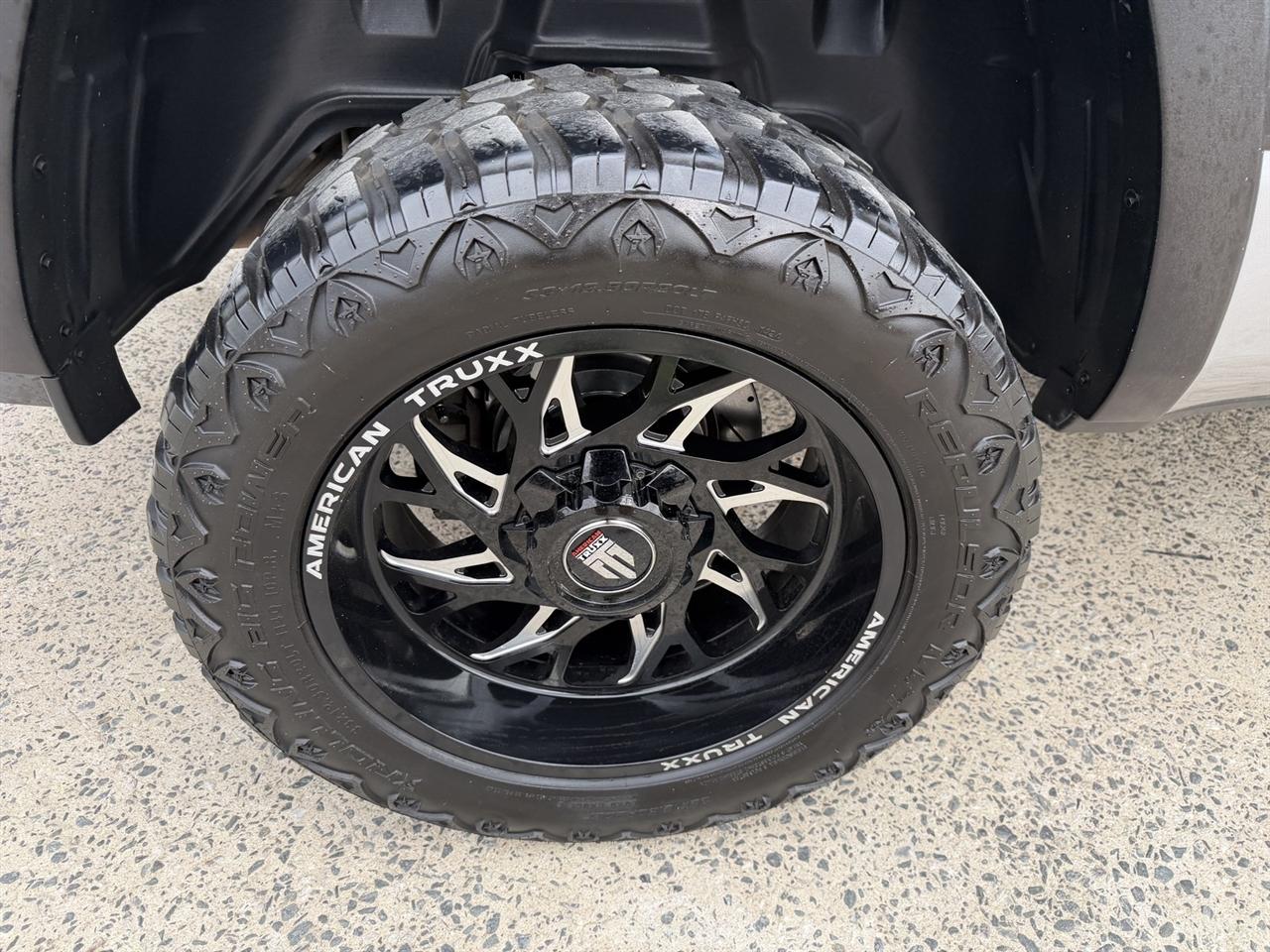 RAM 1500 Laramie Crew Cab SWB 4WD 2019