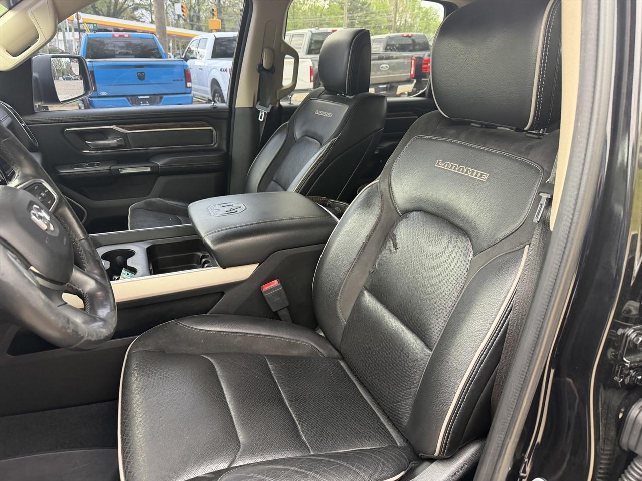 RAM 1500 Laramie Crew Cab SWB 4WD 2019