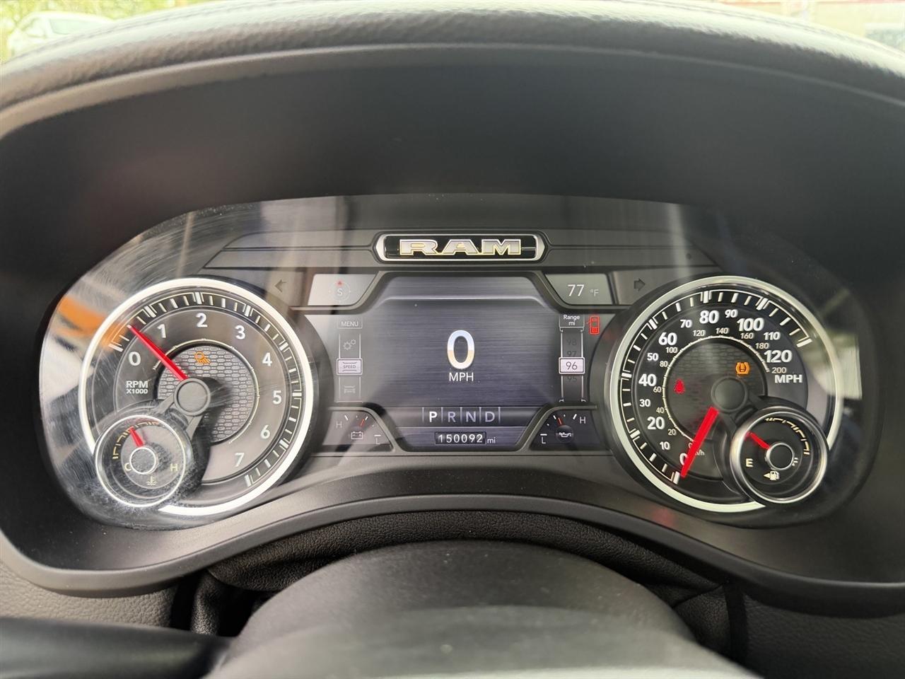 RAM 1500 Laramie Crew Cab SWB 4WD 2019