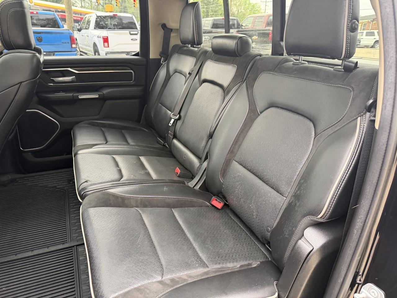 RAM 1500 Laramie Crew Cab SWB 4WD 2019