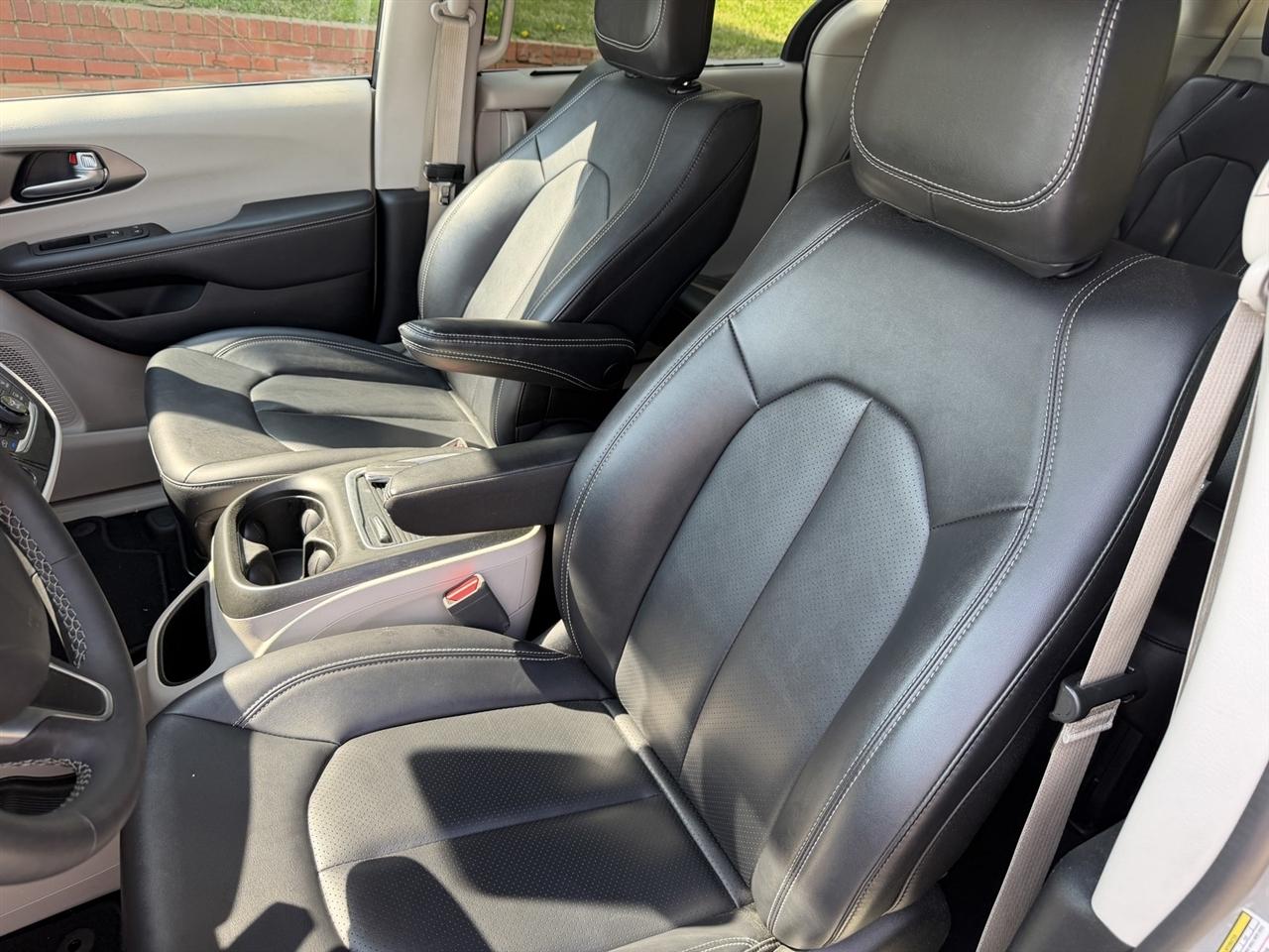 Chrysler Pacifica Touring-L 2024