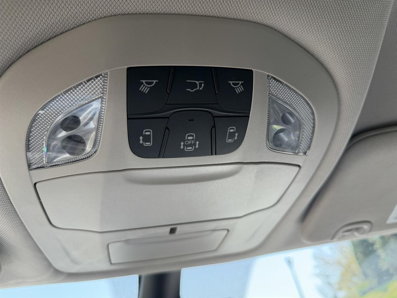 Chrysler Pacifica Touring-L 2024