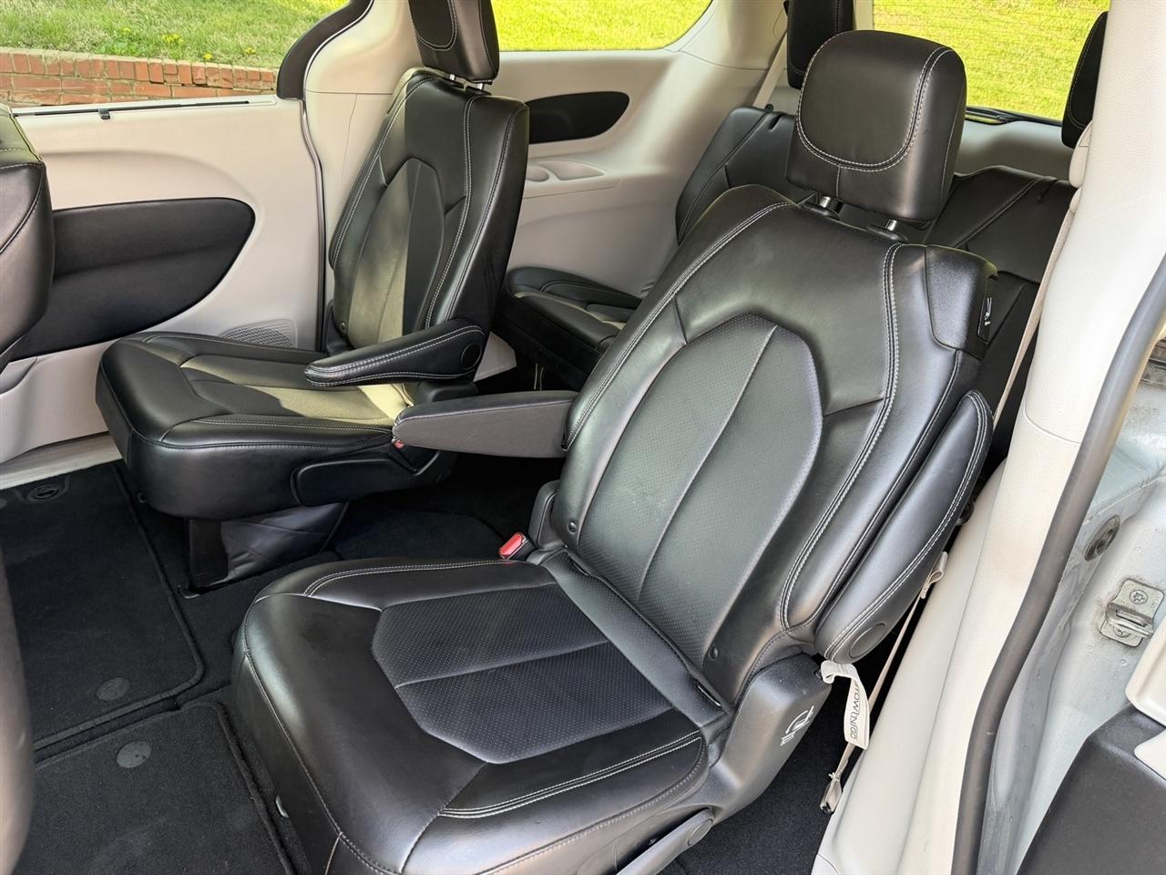 Chrysler Pacifica Touring-L 2024