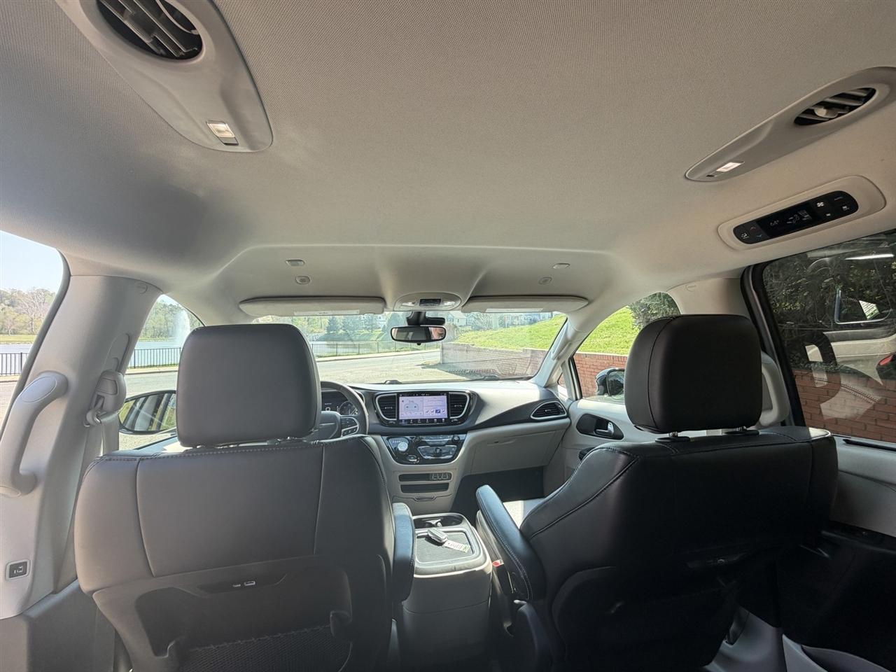 Chrysler Pacifica Touring-L 2024