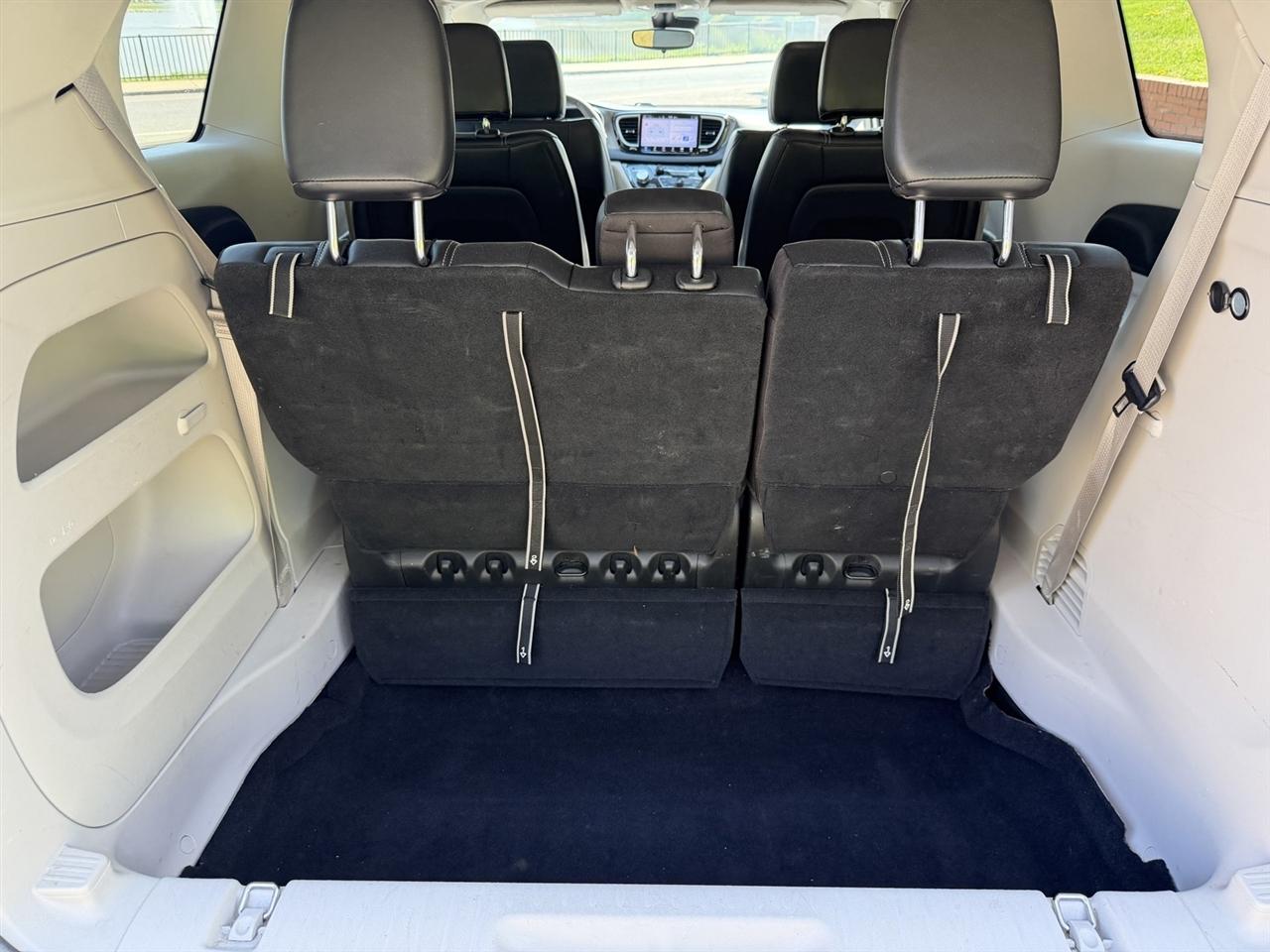 Chrysler Pacifica Touring-L 2024