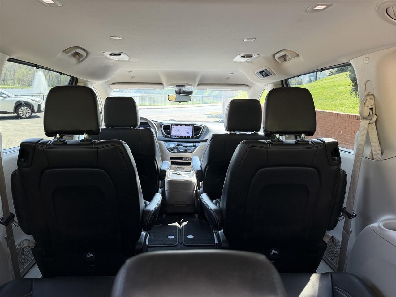 Chrysler Pacifica Touring-L 2024