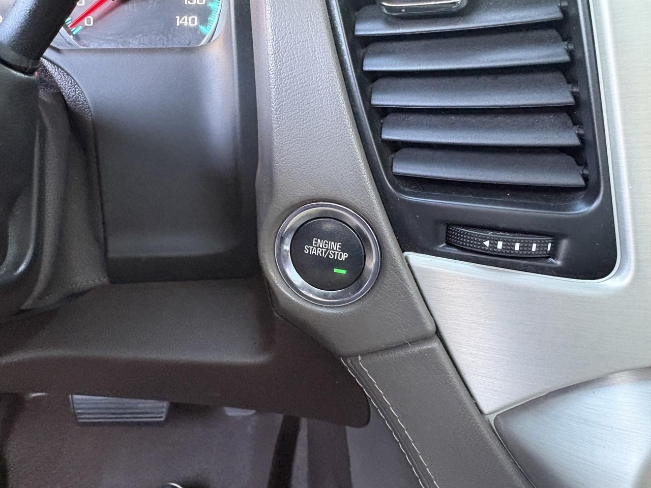 GMC Yukon 4WD 4dr Denali 2018