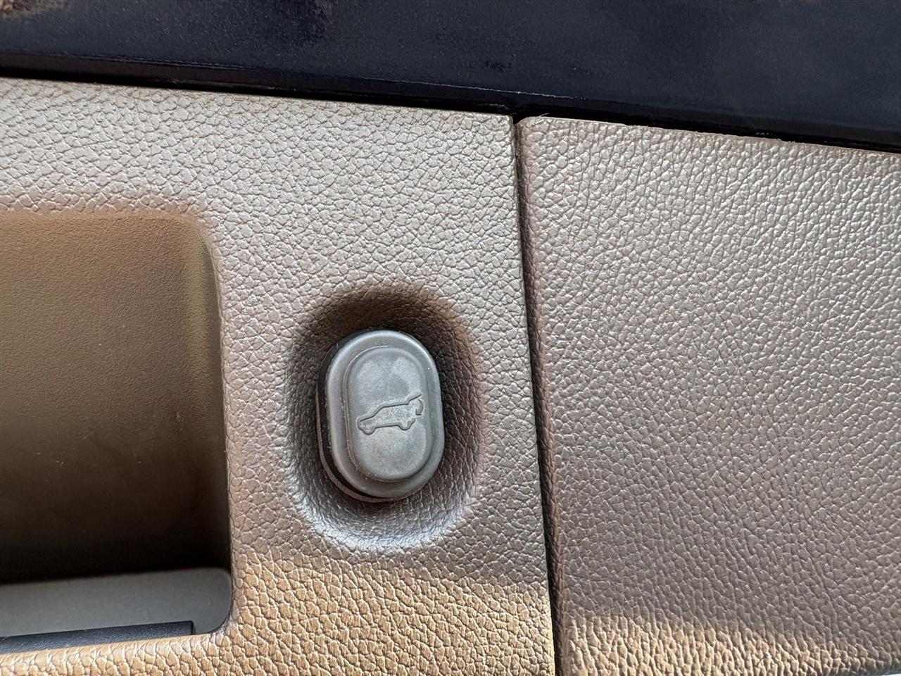 GMC Yukon 4WD 4dr Denali 2018