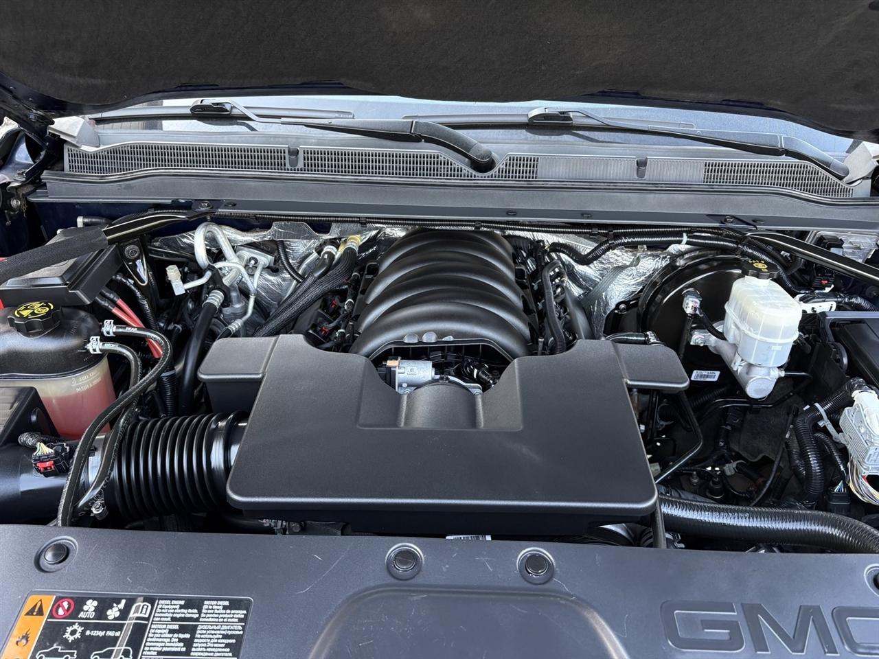 GMC Yukon 4WD 4dr Denali 2018