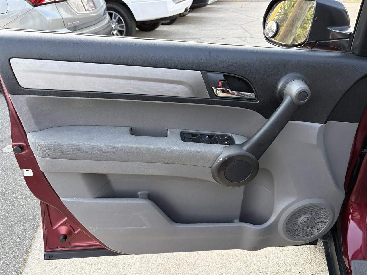 Honda CR-V 2WD 5dr LX 2010