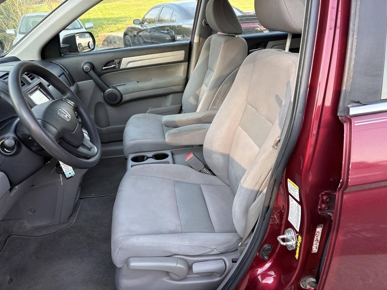 Honda CR-V 2WD 5dr LX 2010