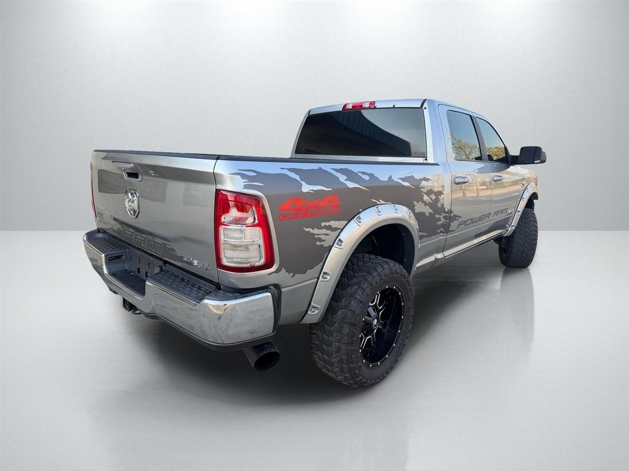 RAM 2500 Big Horn Crew Cab 4WD 2021