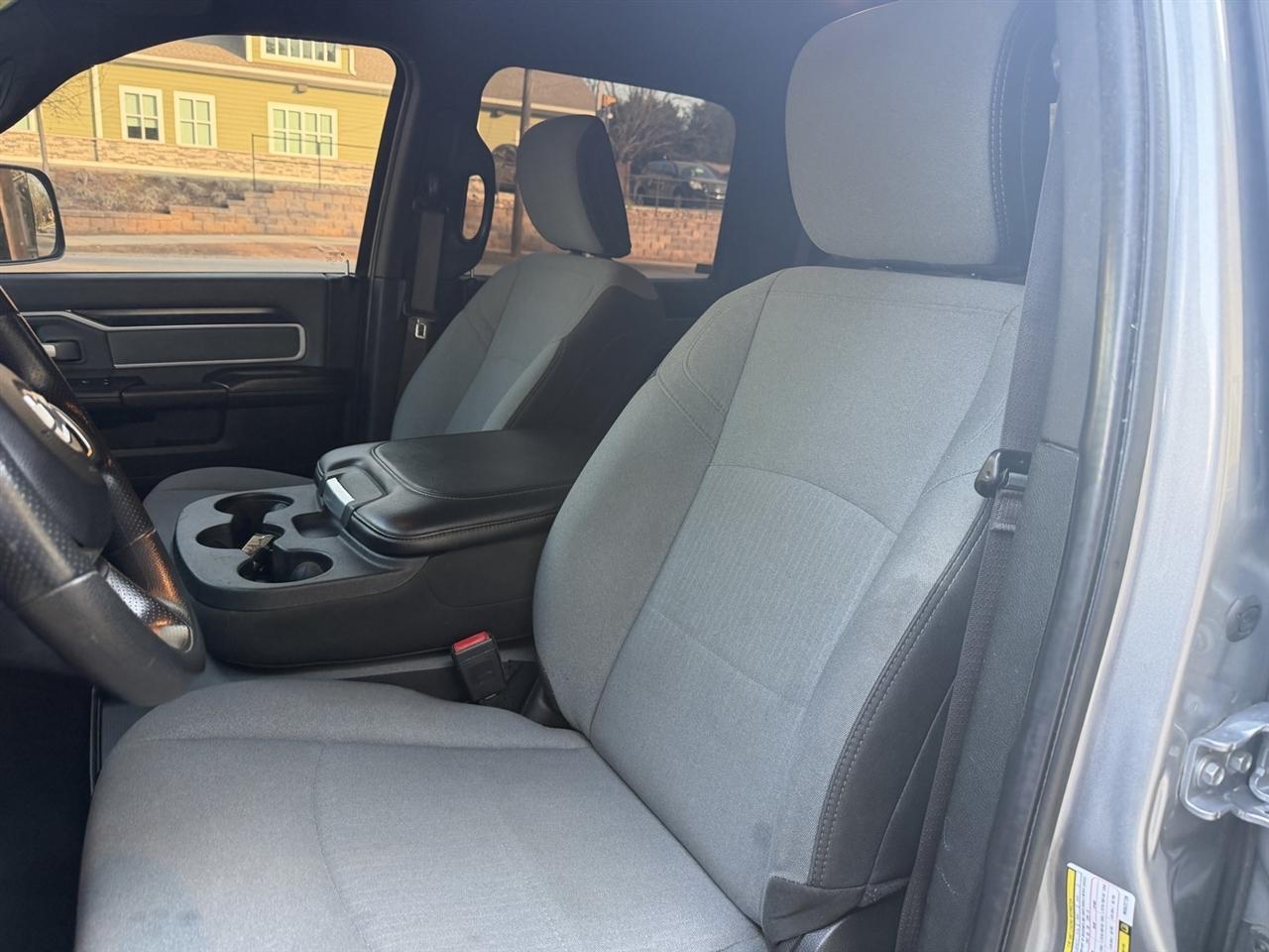 RAM 2500 Big Horn Crew Cab 4WD 2021