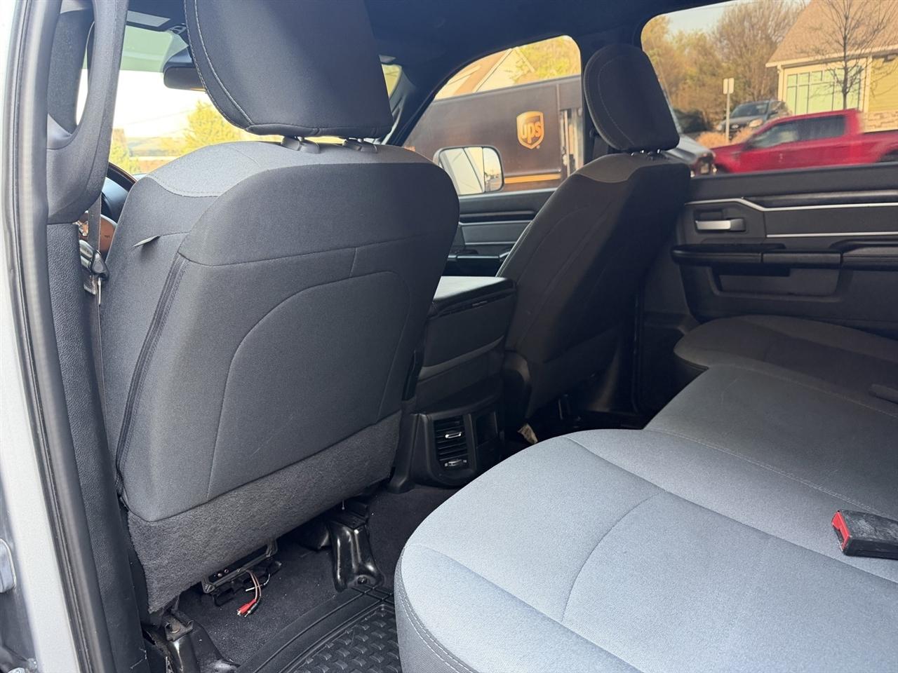 RAM 2500 Big Horn Crew Cab 4WD 2021