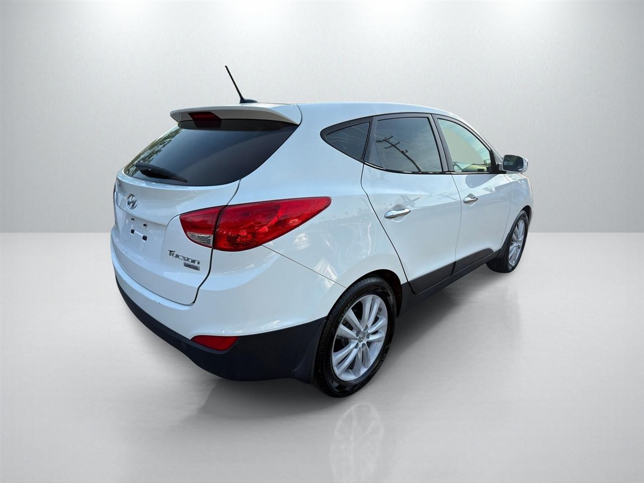 Hyundai Tucson GL Auto FWD 2012