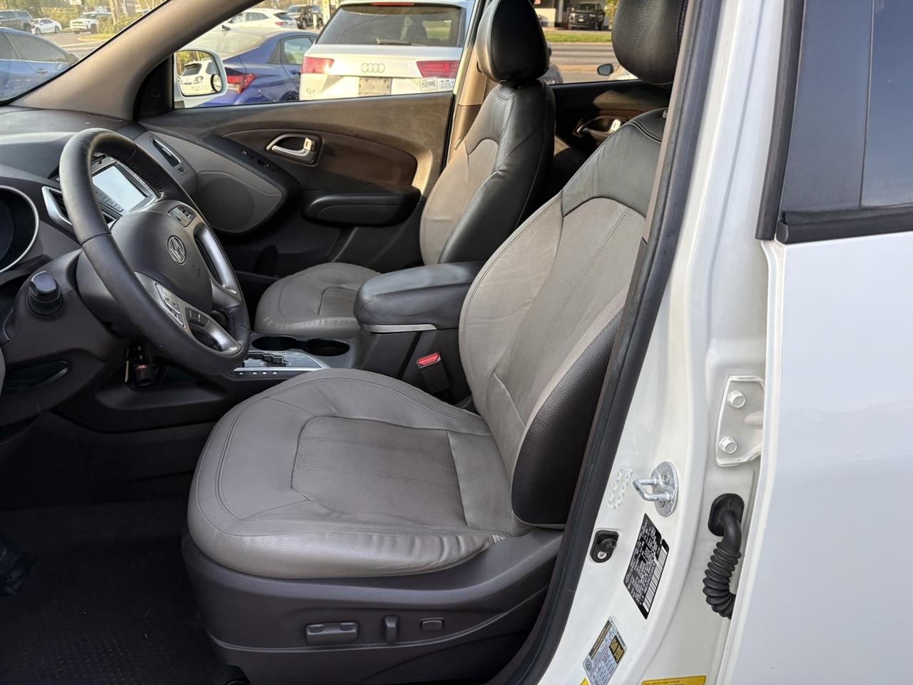 Hyundai Tucson GL Auto FWD 2012