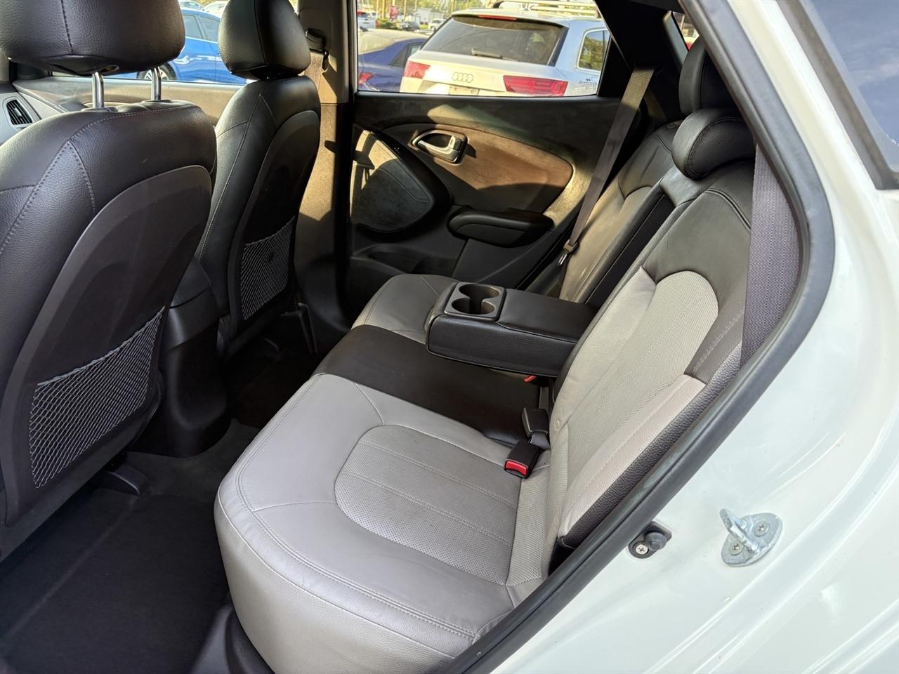 Hyundai Tucson GL Auto FWD 2012