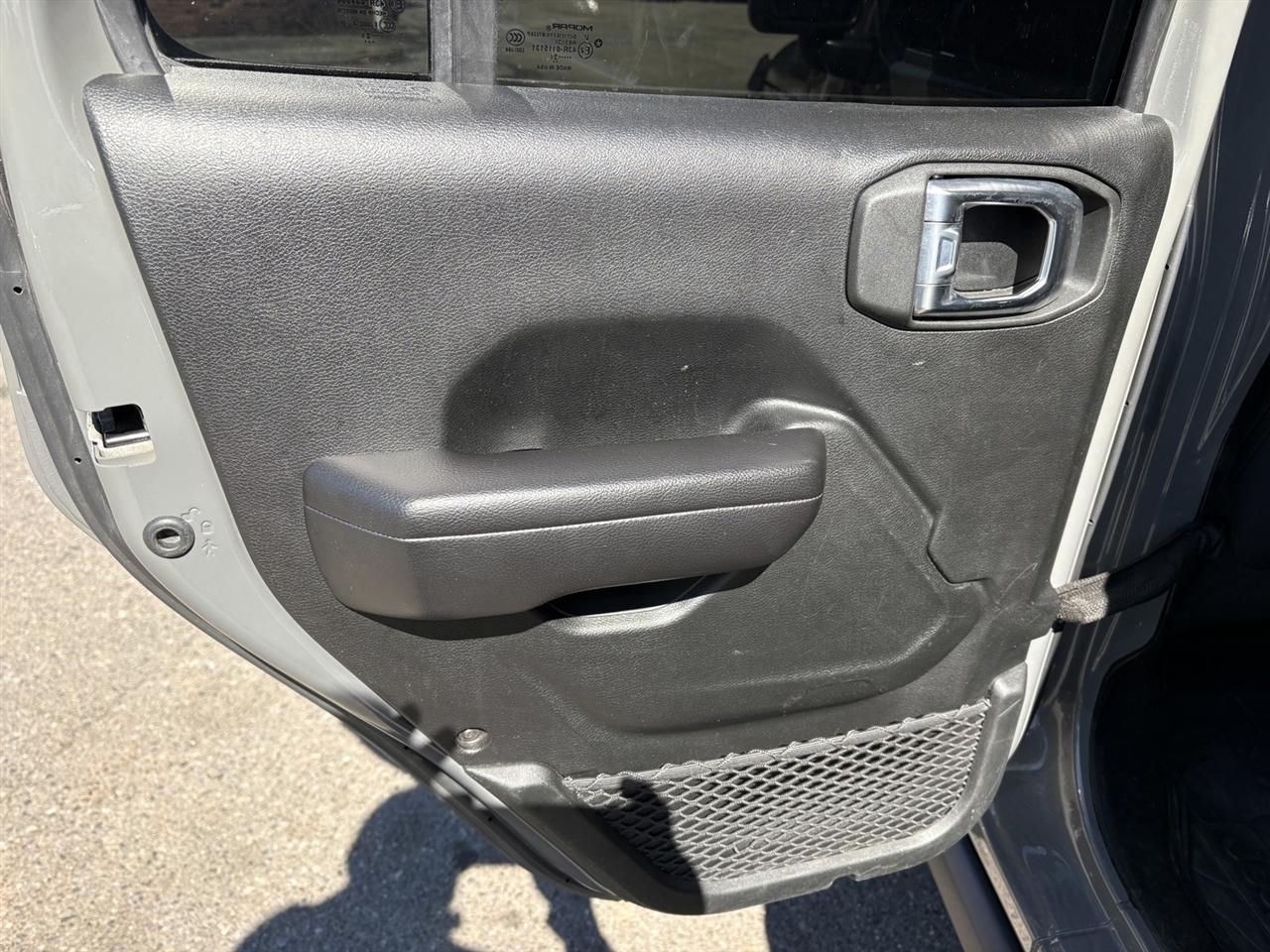 Jeep Wrangler Unlimited Sport 2021