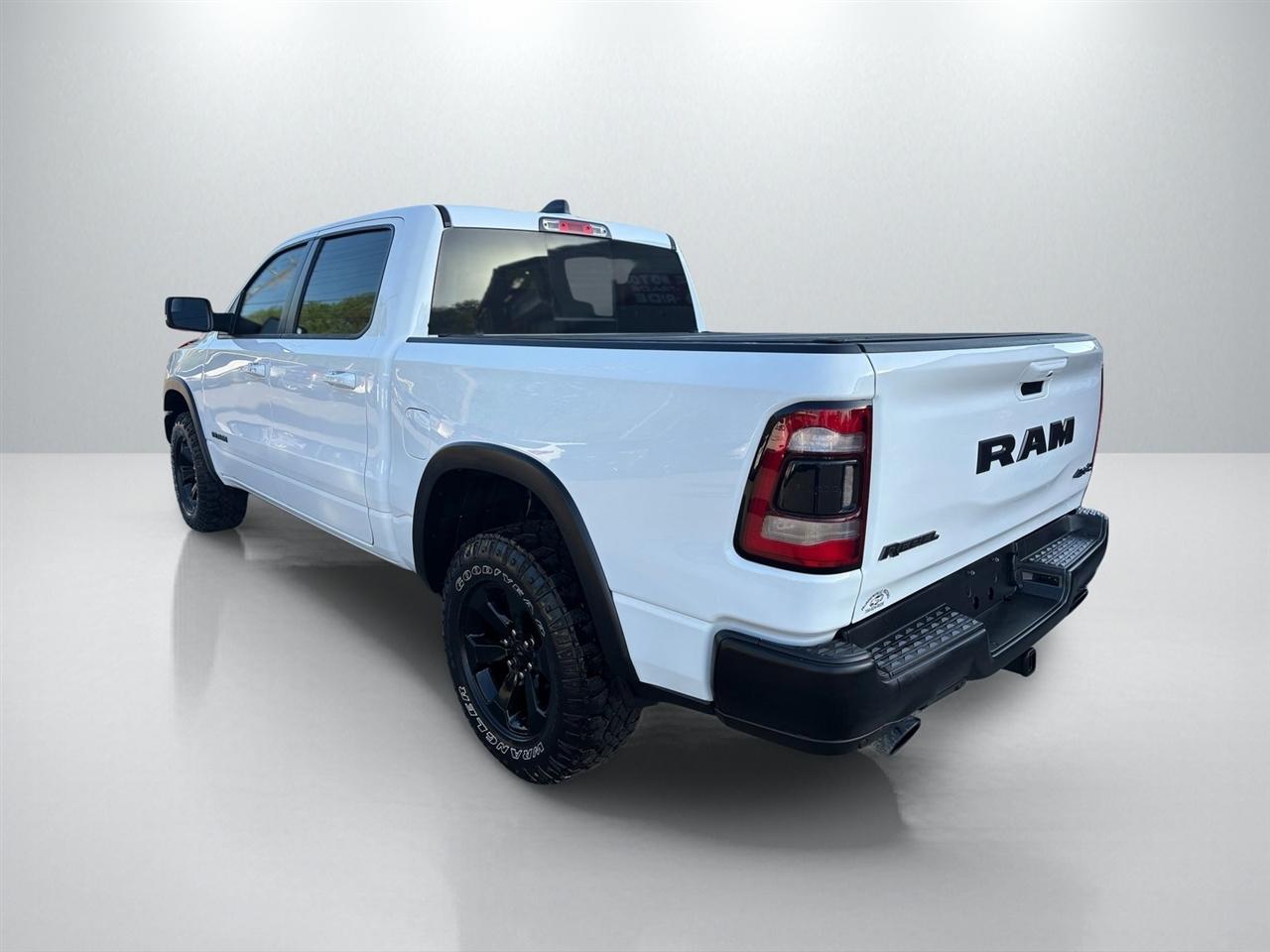 RAM 1500 Rebel Crew Cab SB 4WD 2021