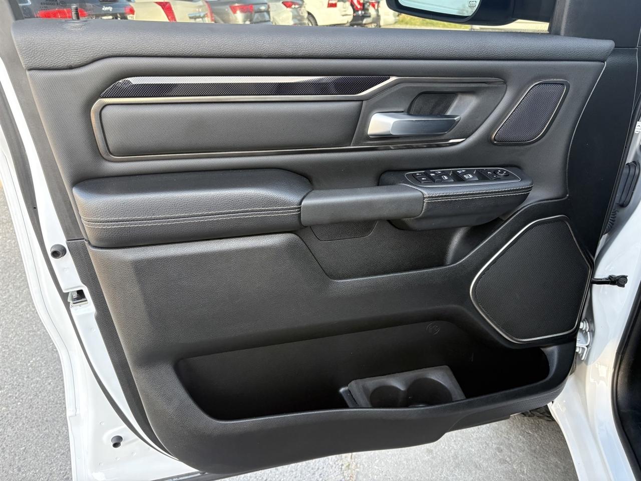 RAM 1500 Rebel Crew Cab SB 4WD 2021