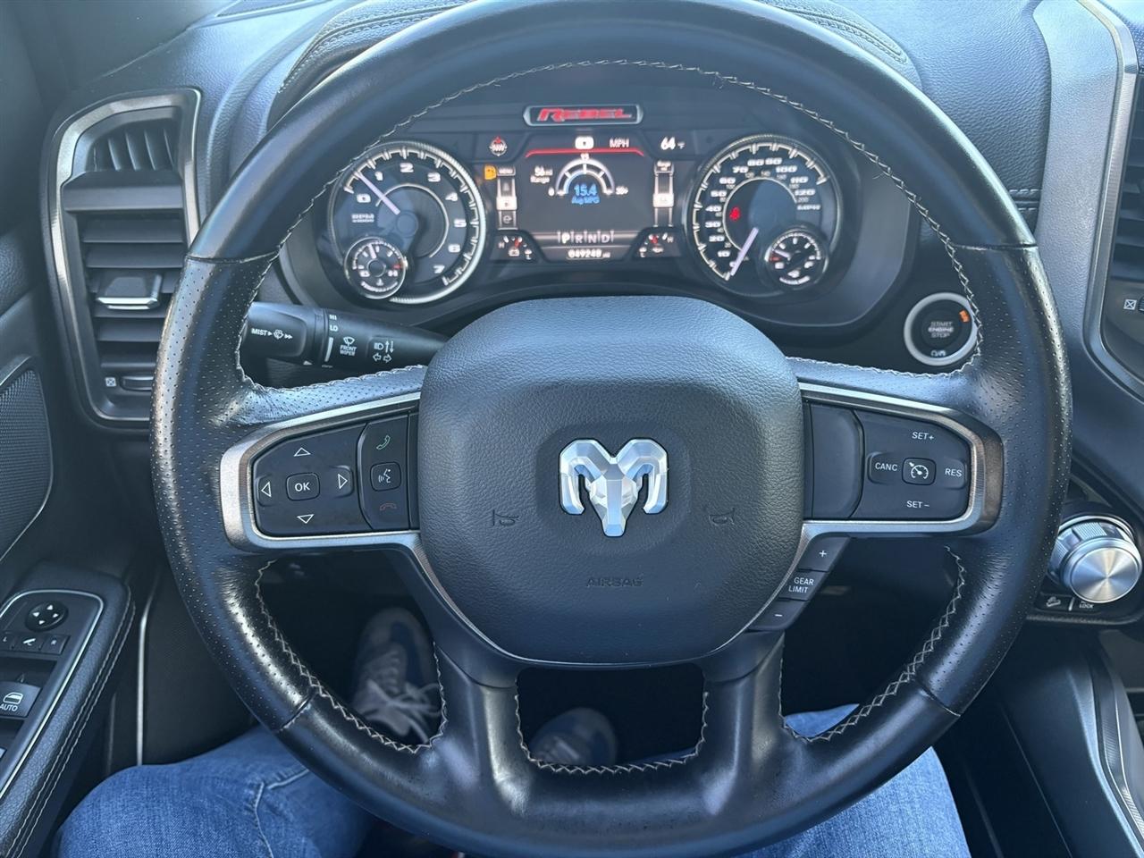 RAM 1500 Rebel Crew Cab SB 4WD 2021