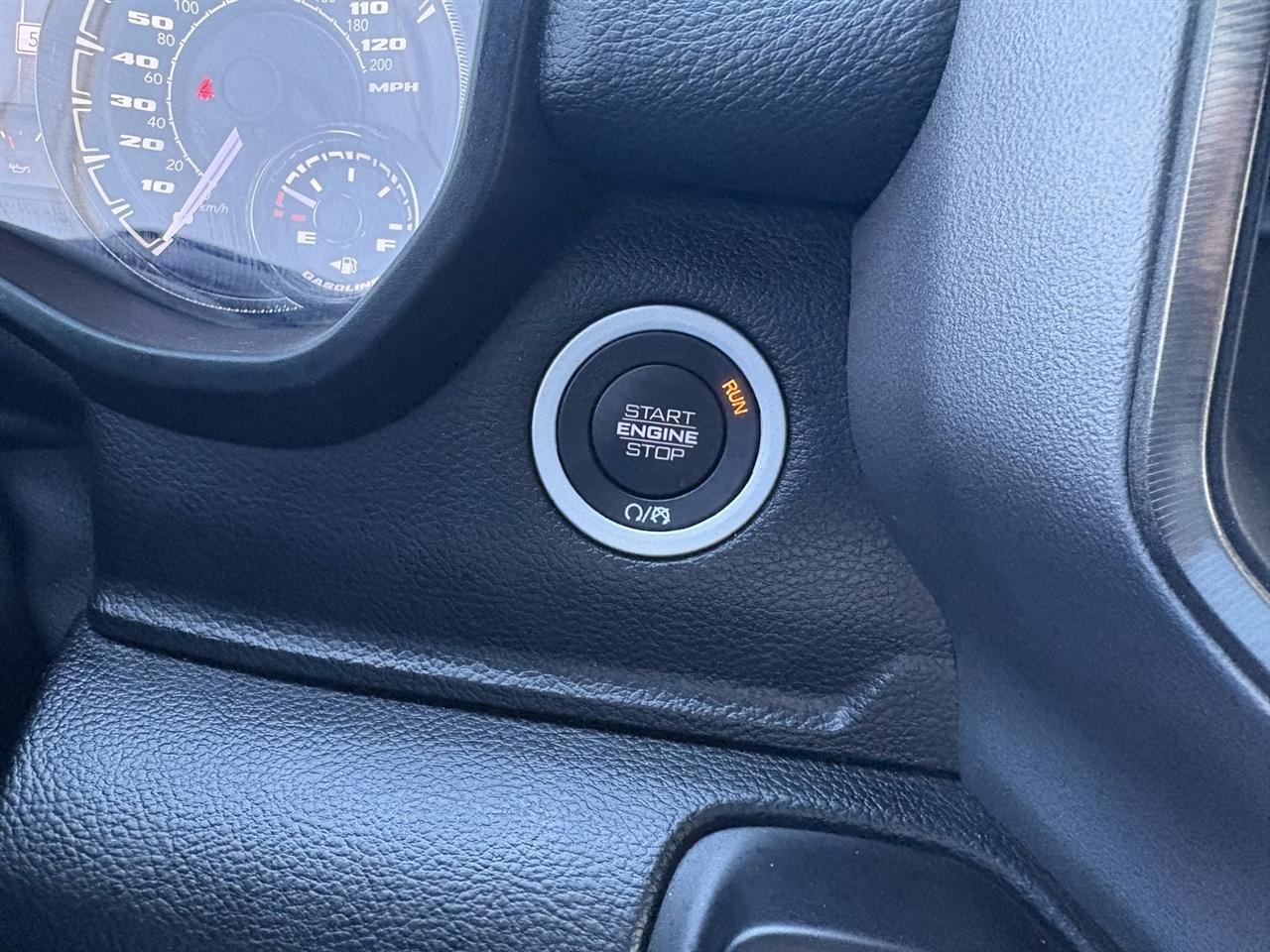 RAM 1500 Rebel Crew Cab SB 4WD 2021