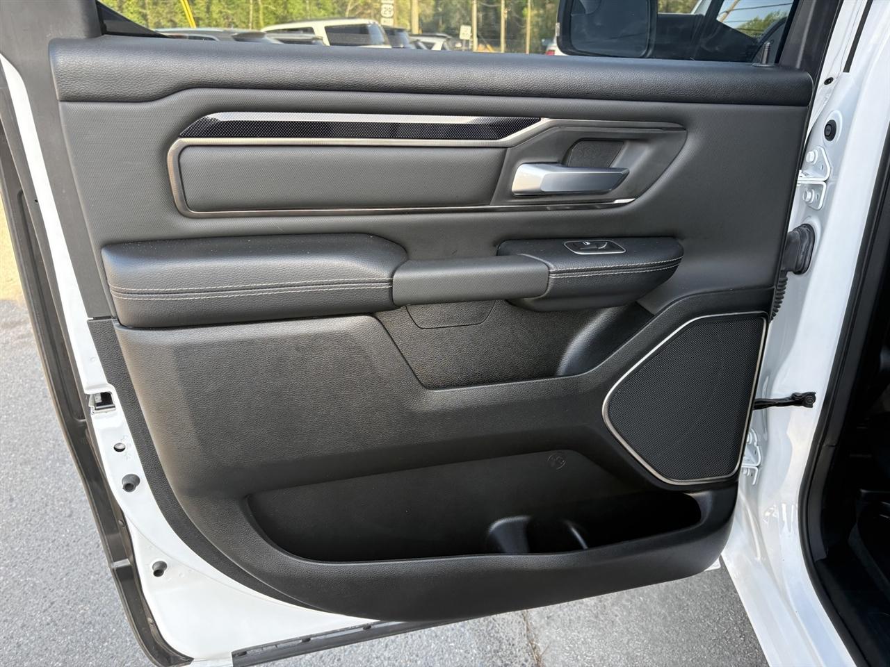 RAM 1500 Rebel Crew Cab SB 4WD 2021