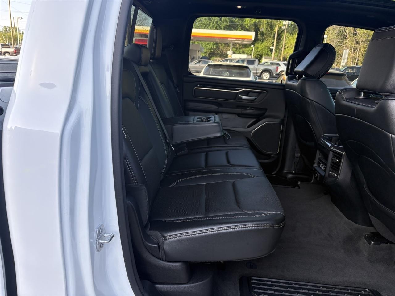 RAM 1500 Rebel Crew Cab SB 4WD 2021