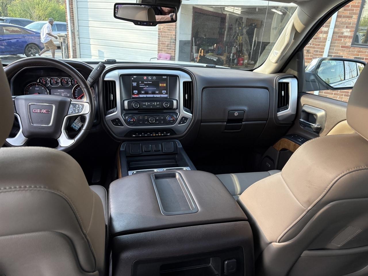 GMC Sierra 1500 SLT Crew Cab Short Box 4WD 2015