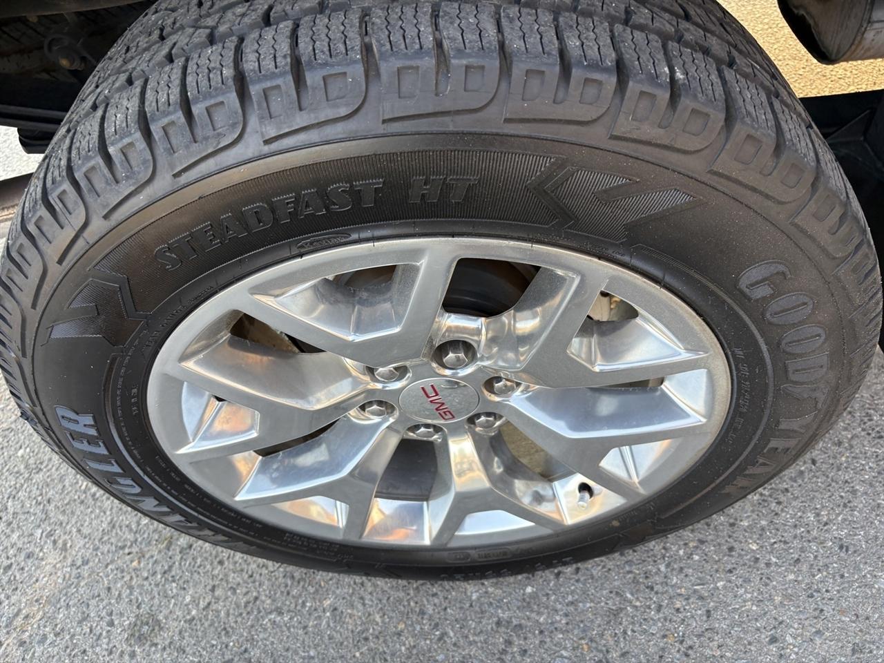 GMC Sierra 1500 SLT Crew Cab Short Box 4WD 2015