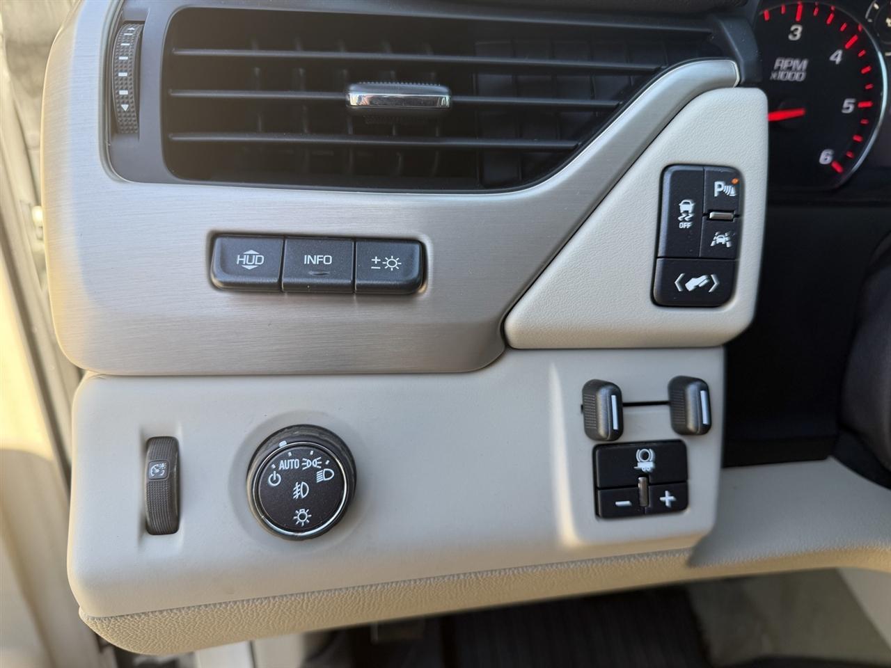 GMC Yukon Denali 2WD 2016